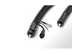 我們的“KA”系列分析加熱軟管適用于流體，粘膠或氣體介質(zhì)在一個限定的溫度范圍內(nèi)短距離或長距離輸送的場合。在測量發(fā)動機廢氣，高爐或工業(yè)氣體，能靈活加熱保持常壓或環(huán)境值，這些加熱管被用于預(yù)防介質(zhì)凝點，從而防止在介質(zhì)中產(chǎn)生冷凝物。我們可以根據(jù)您的要求生產(chǎn)特定產(chǎn)品，以優(yōu)化您的使用及產(chǎn)品的工作性能。電話：021-61558335